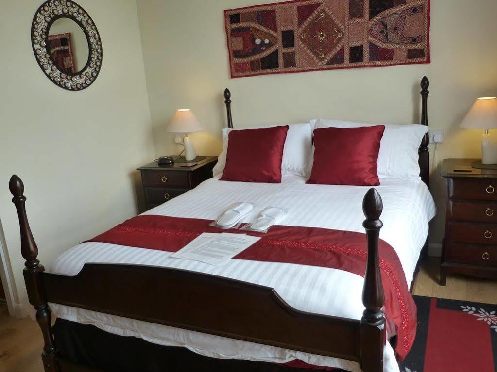 Oaklands House - Adults Only Hotel Brading Екстериор снимка